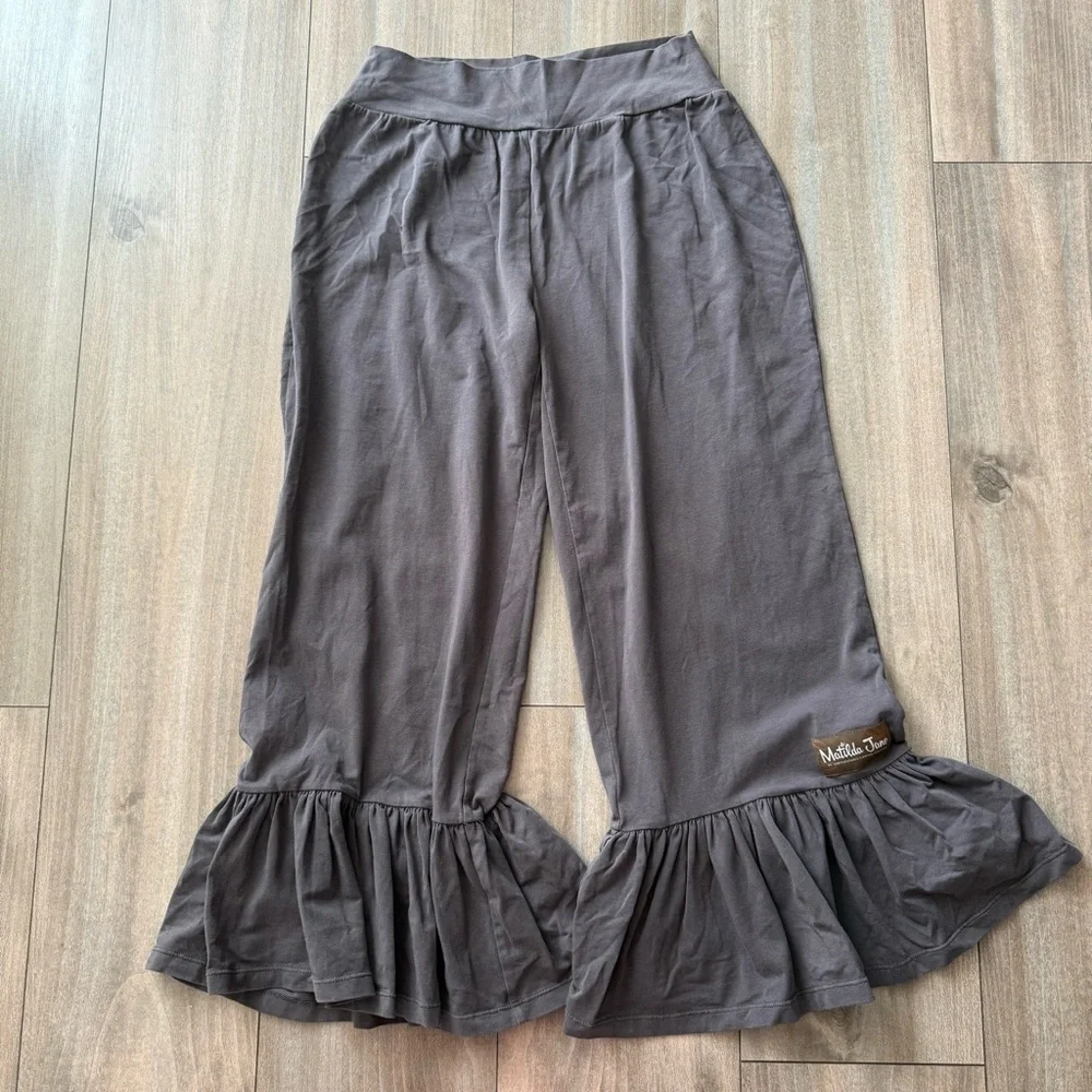 Matilda Jane Odyssey ruffle pant grey size medium - Picture 2 of 6